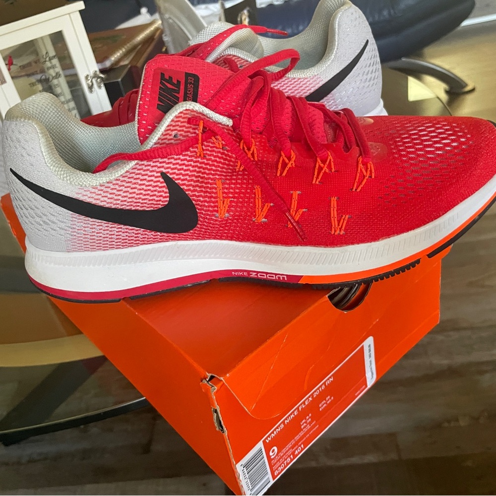 Nike Air Zoom Pegasus Shoes Mens Size 11 Red Sneakers Running Chunky Sole Gym